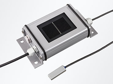 Solare Bestrahlungsstärkesensor mit Modultemperatursensor als Referenzzelle für das PV-Monitoring